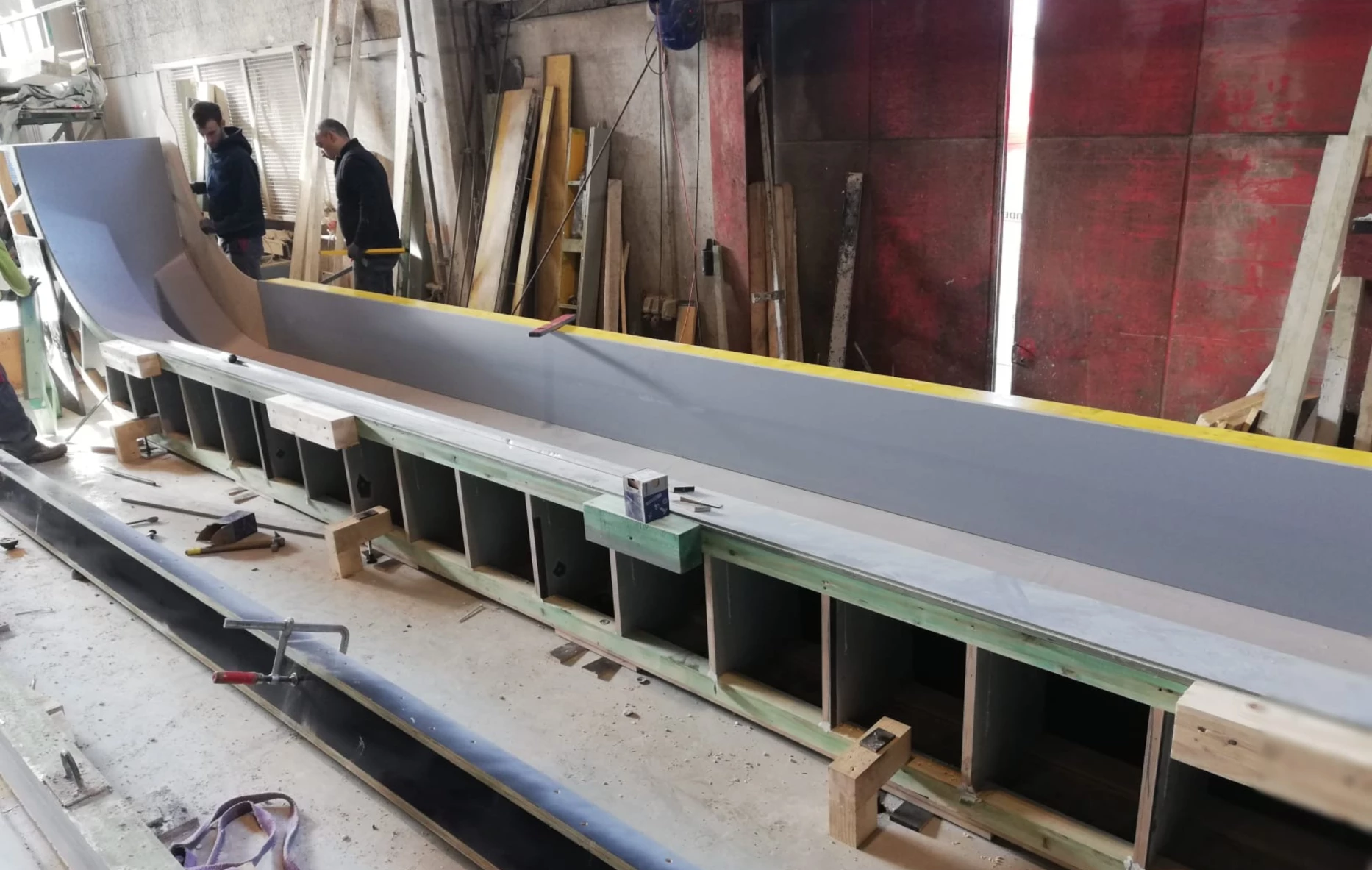 Design et construction d'un banc public à Genève, mobilier urbain, bureau d'architecte à Genève, corpus architecture urbanisme