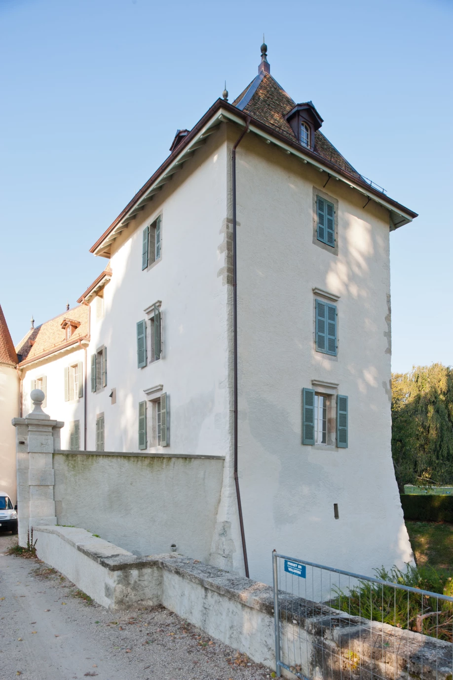 Restoration and conversion of a listed castel, Geneva architects, corpus architecture urbanisme