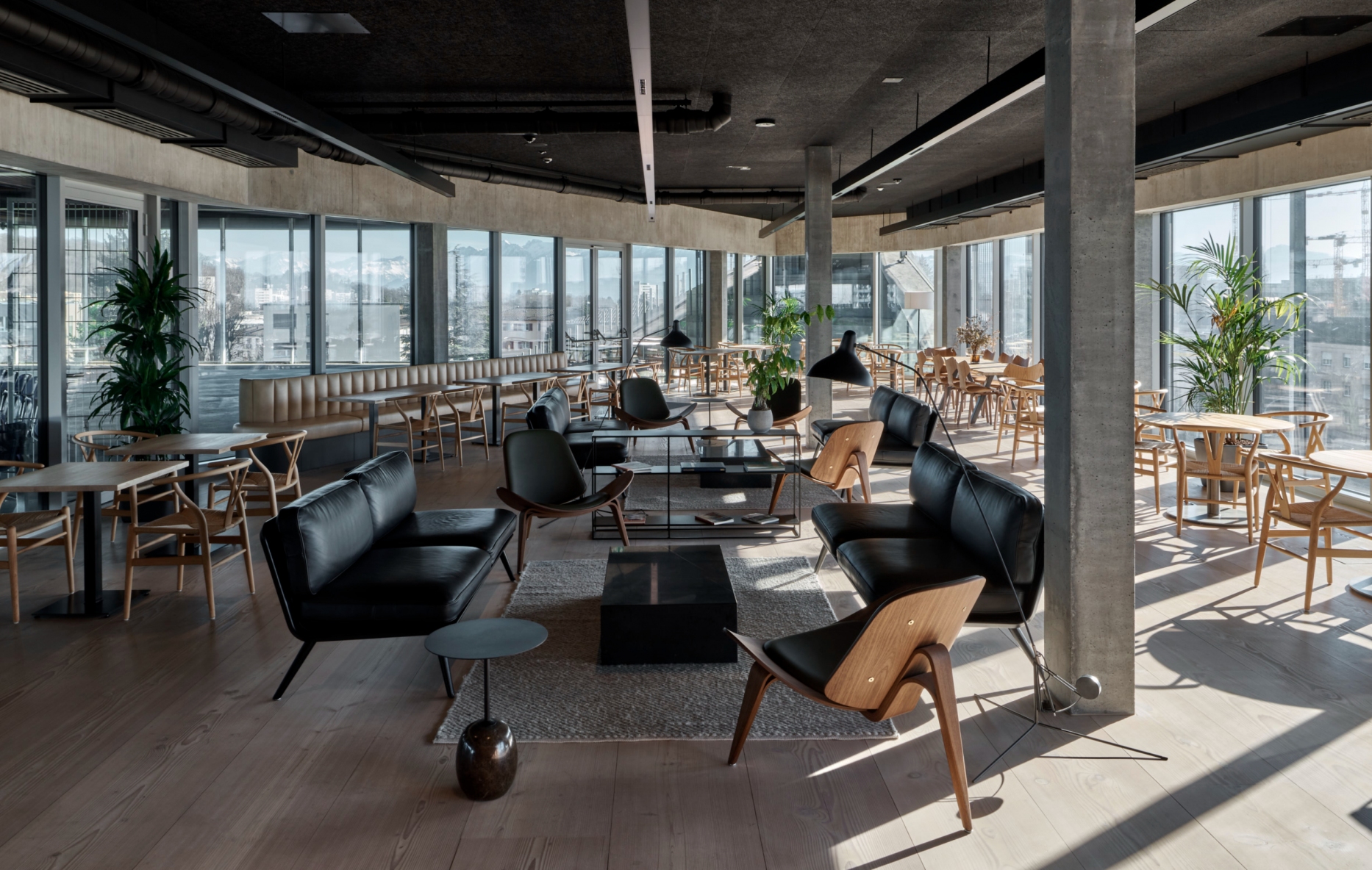 Aménagement intérieur du stade de football de la Tuilière à Lausanne, bureau d'architectes à Genève, corpus architecture urbanisme