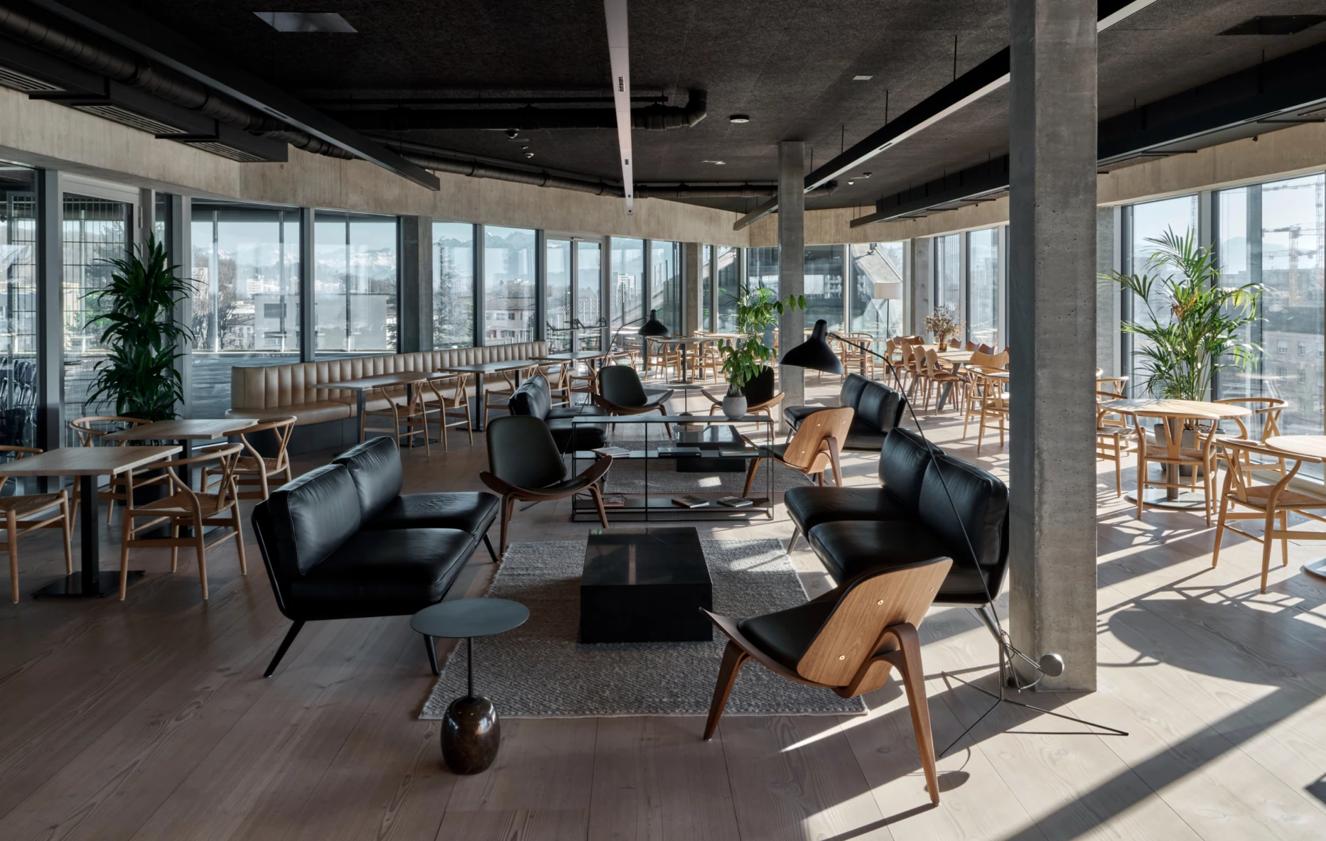 Aménagement intérieur du stade de football de la Tuilière à Lausanne, bureau d'architectes à Genève, corpus architecture urbanisme