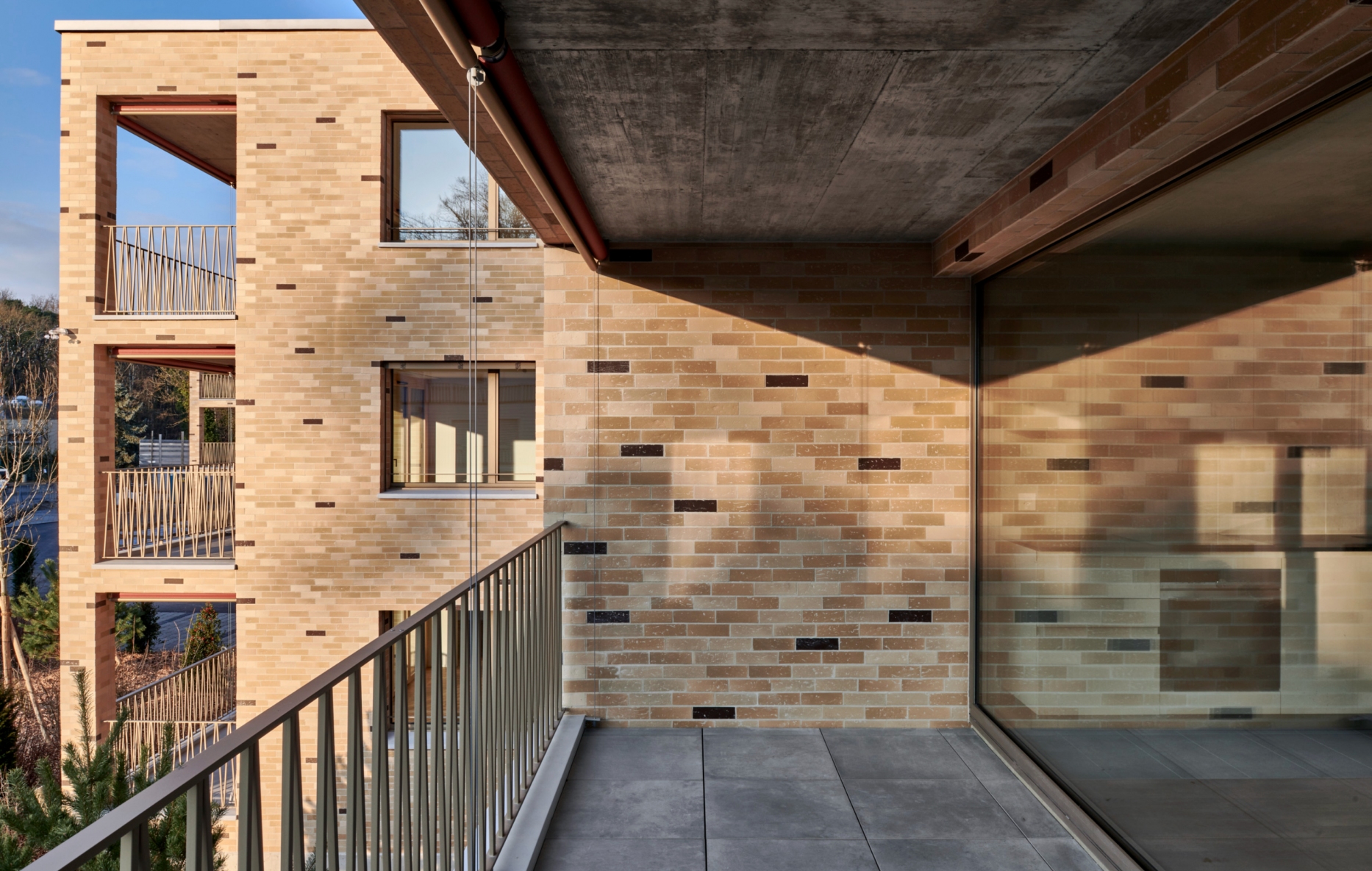 Construction of 3 brick flat blocks in Bellevue, Geneva, corpus architecture urbanisme